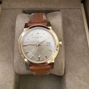 Burberry women watch